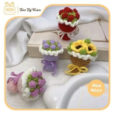 Móc khóa bó hoa hồng mini bằng len - Kén Kỷ Niệm 2